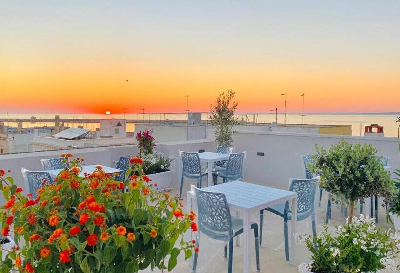 تختخواب و صبحانه Dei Del Mare Extra Luxury