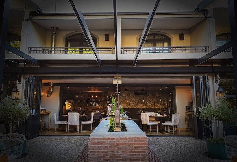 مسافرخانه Le Petit Manoir Boutique