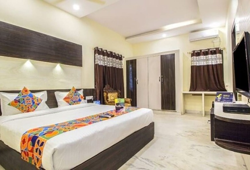 Fabhotel Crown Suites   Nr Sony Signals