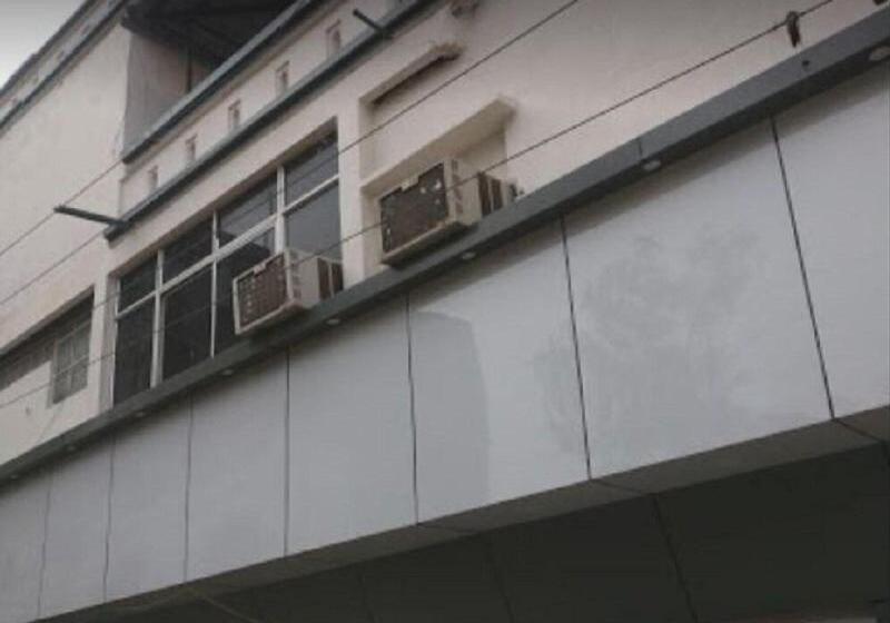 호텔 Gurukripa Inn