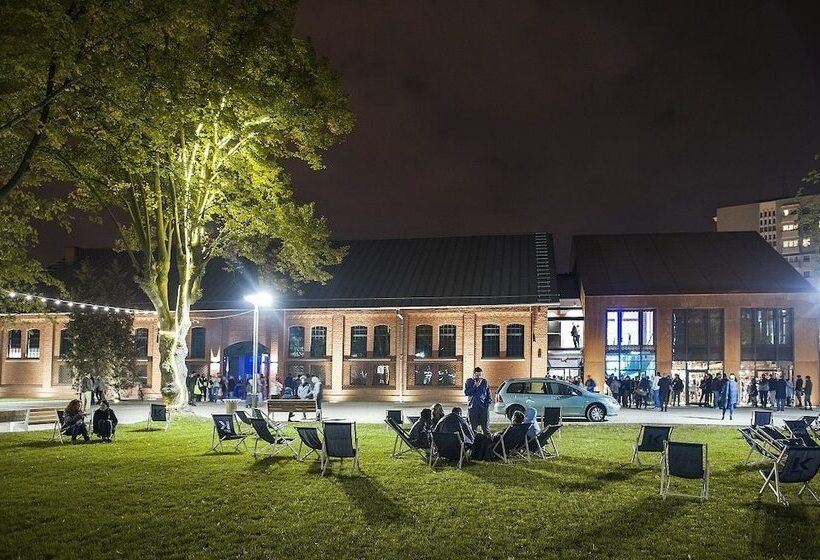 هتل Hostel Kampus