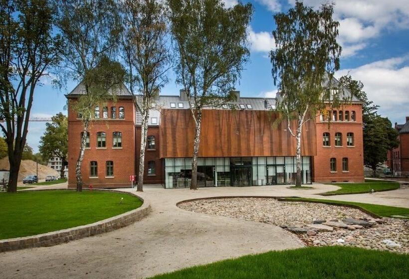 هتل Hostel Kampus