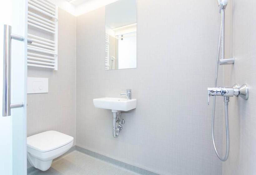 هتل Hostel Kampus