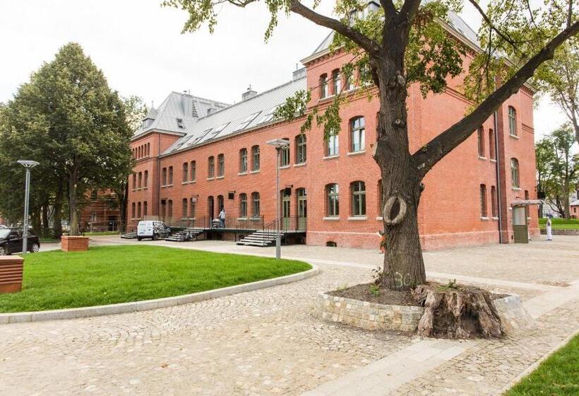 هتل Hostel Kampus