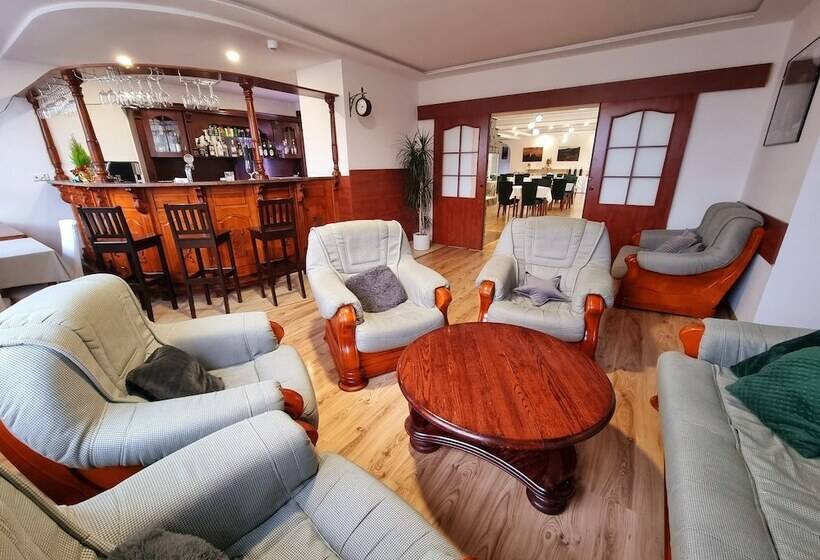 هتل Malachit Karpacz Spa