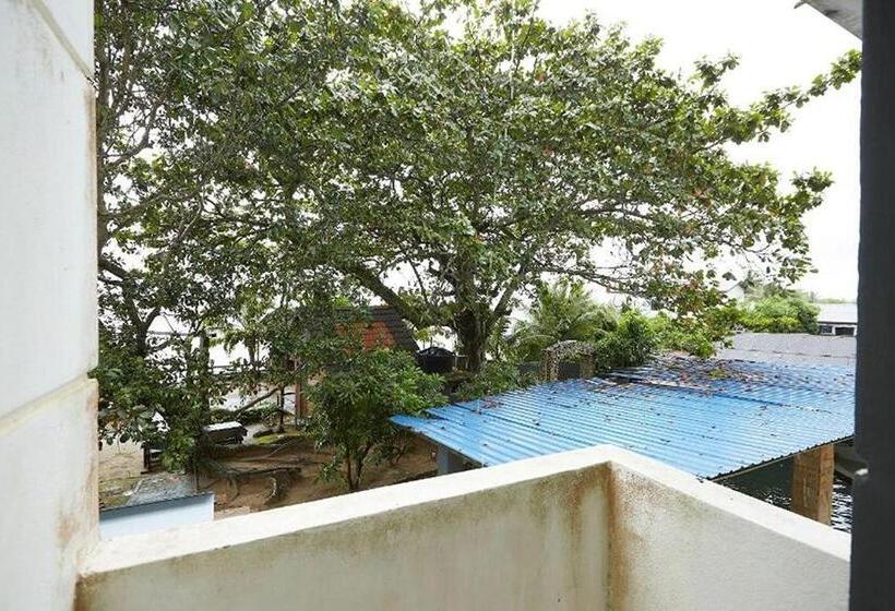 هتل Mawar Villa