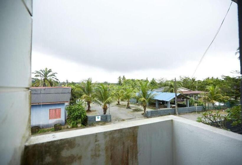 هتل Mawar Villa