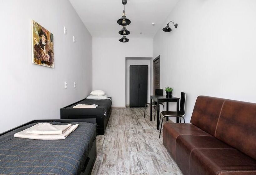 Mox Hostel