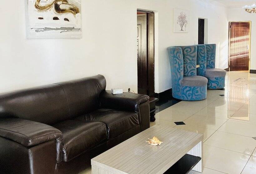 پانسیون Airport Royal Guest House