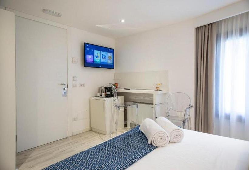 Suite Quaroni