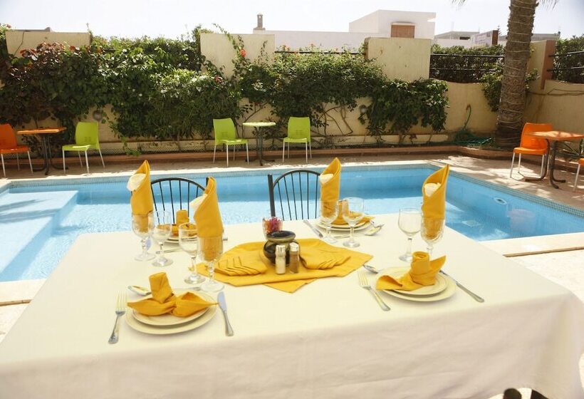 هتل Auberge Etoile Mirleft