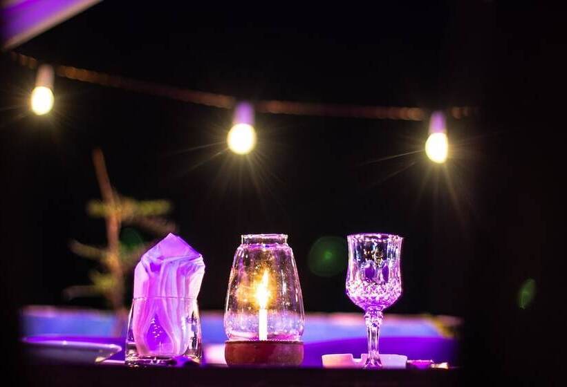 هتل Baga Fantacia Beach Inn
