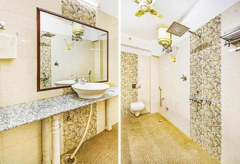 בית מלון כפרי Shree Villas