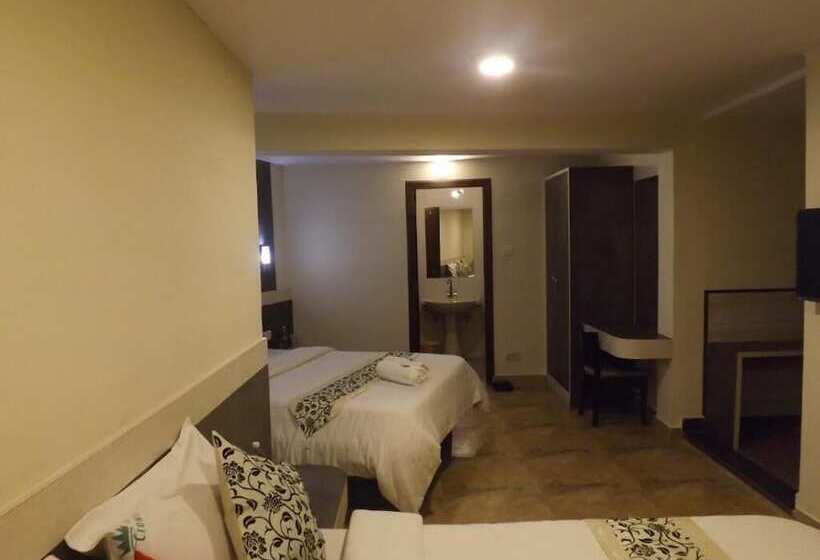 هتل The Majestic Crown