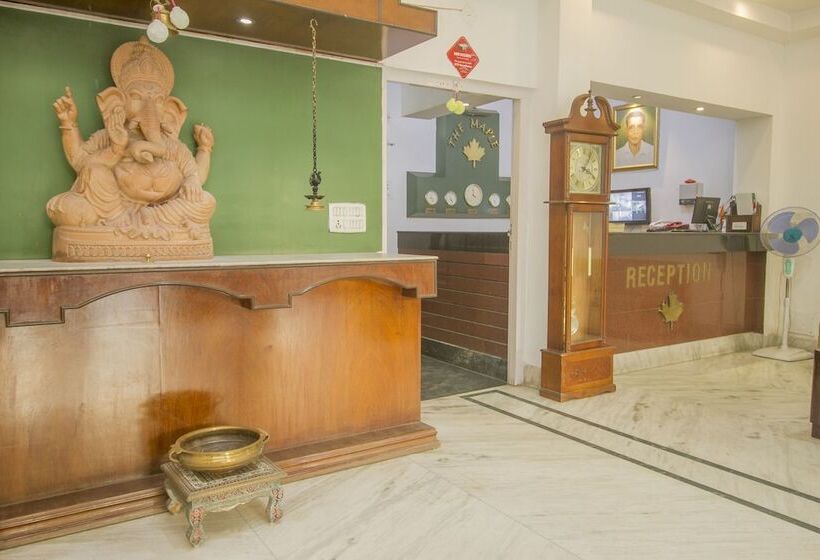 هتل The Mapple By Oyo Rooms