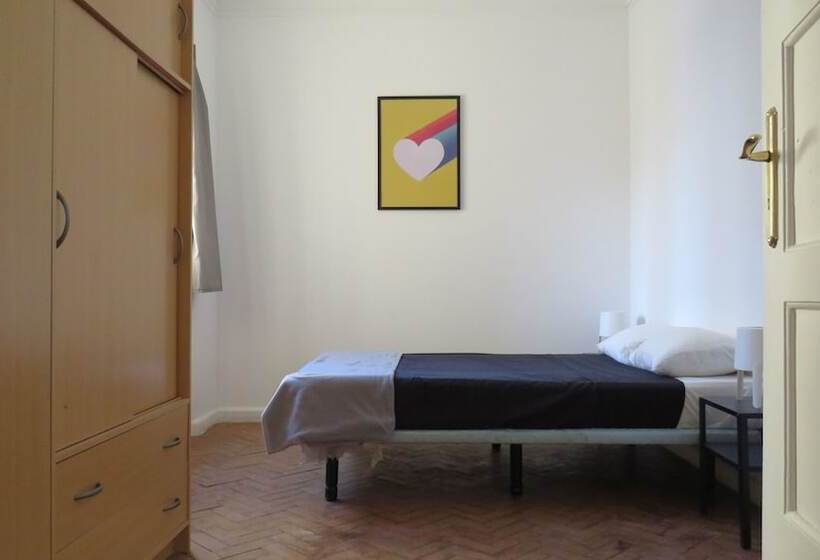 پانسیون Boomerang Serviced Apartment S