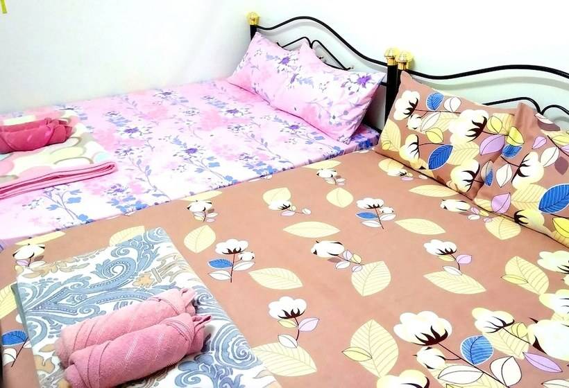 H Homestay   Semi D 1000mbps  Wifi, Astro & Private Parking