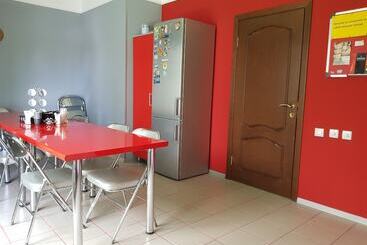 Hostel Well