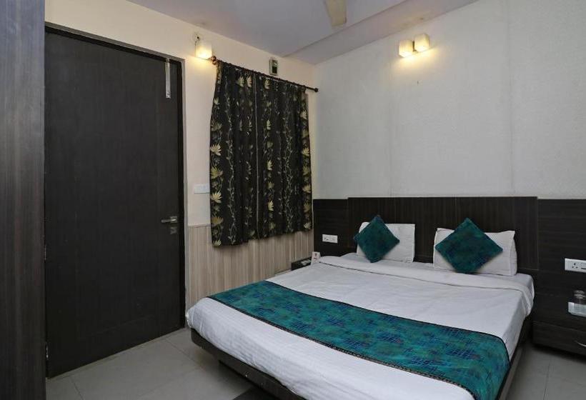 هتل Ganga Palace