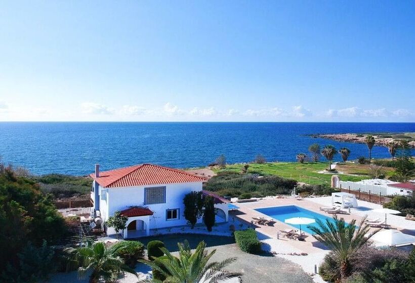 Villa Searay