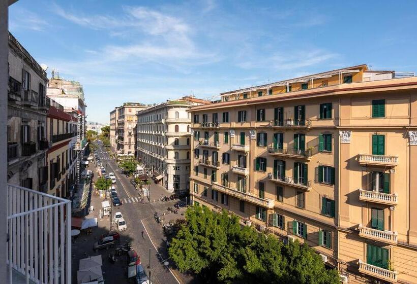تختخواب و صبحانه Le Mummarelle Napoli