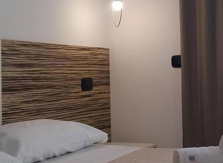 هتل Milazzo Inn Aimori