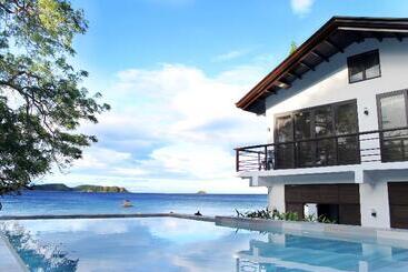 هتل Altamare Dive And Leisure Resort Anilao