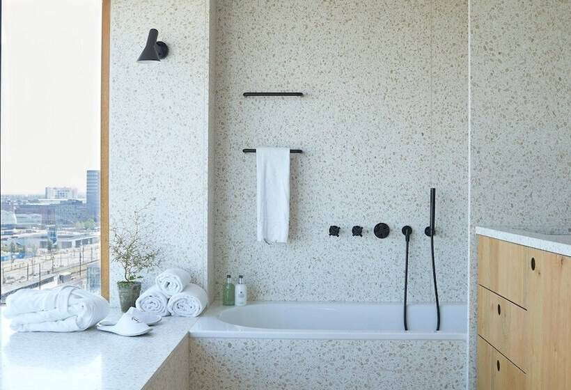 هتل Charlottehaven