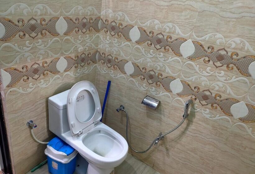 Hotel Devbhoomi Inn