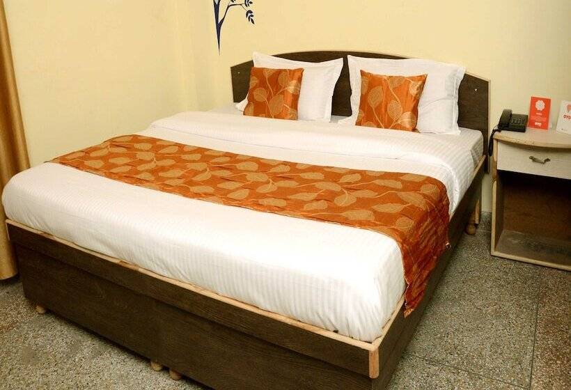 فندق Eden Residency