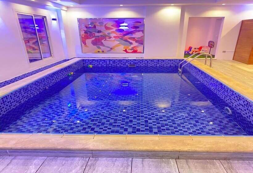 هتل Wow Jeddah