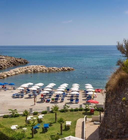 ペンション Baia Marticana Residence