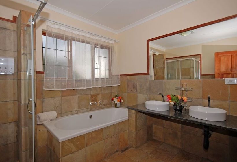 پانسیون Hoopoe Haven Guest House