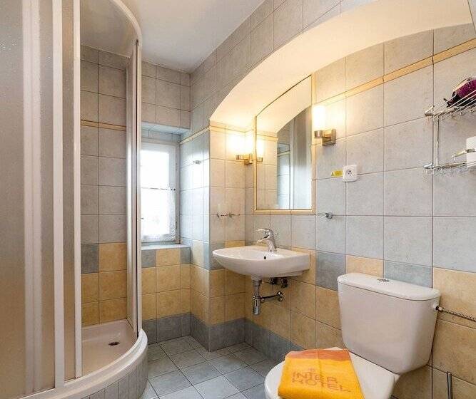 پانسیون Penzion Gardena