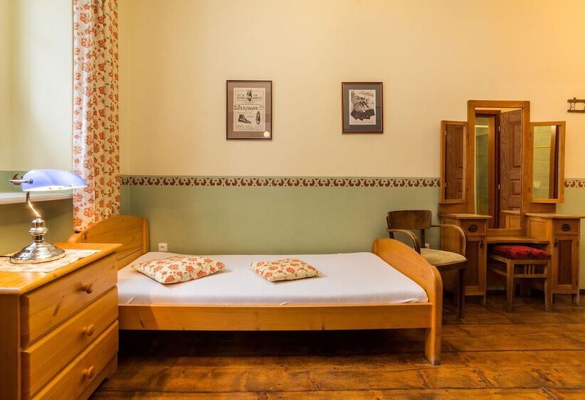 پانسیون Penzion Gardena