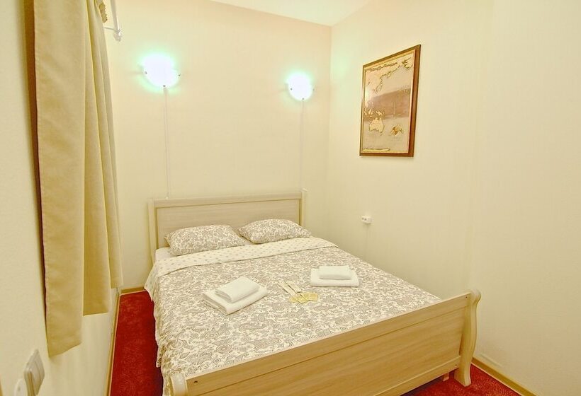 Assol Hostel
