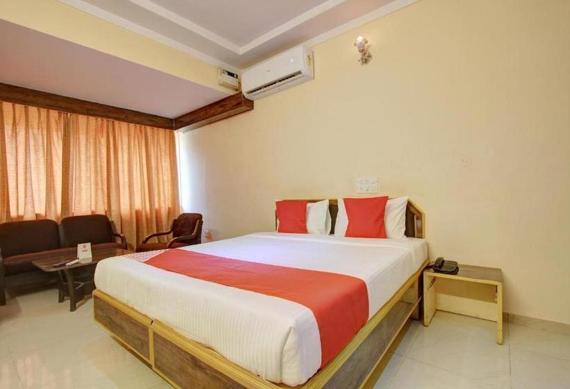 בית מלון כפרי Flagship Majestic Near Lalbagh Botanical Garden