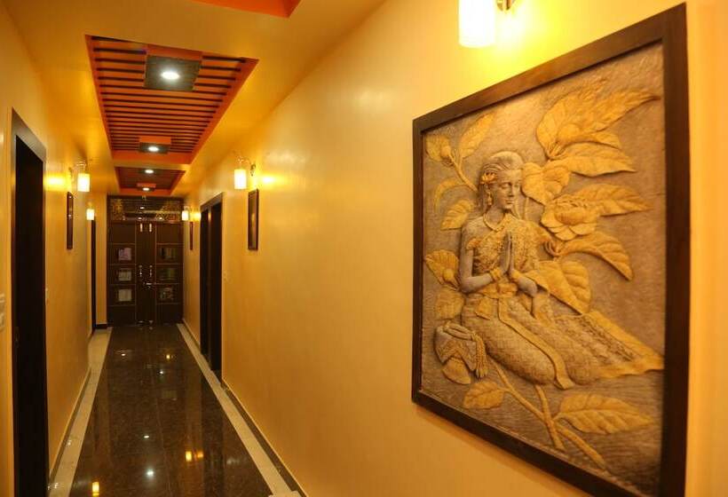 Hotel Shri Ram Residency