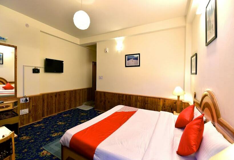 هتل The Manali Lodge By Oyo Rooms