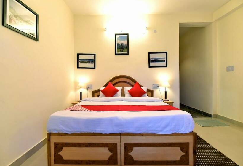 هتل The Manali Lodge By Oyo Rooms