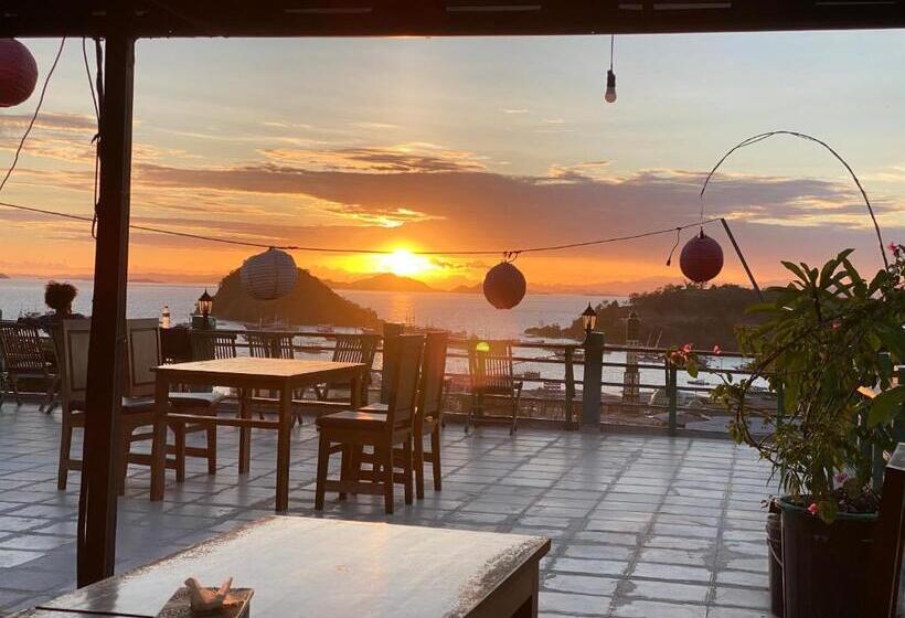 پانسیون Pesona Bali Room And Restaurant