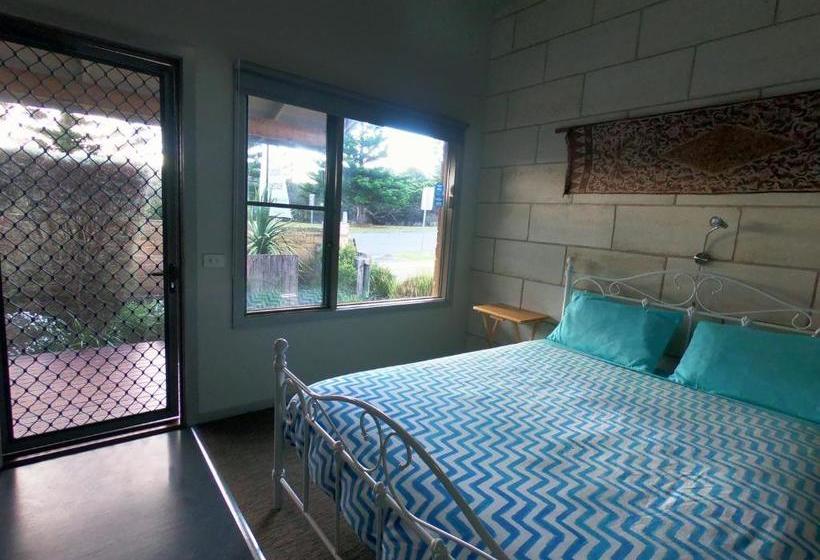 پانسیون Port Campbell Guesthouse & Flash Packers