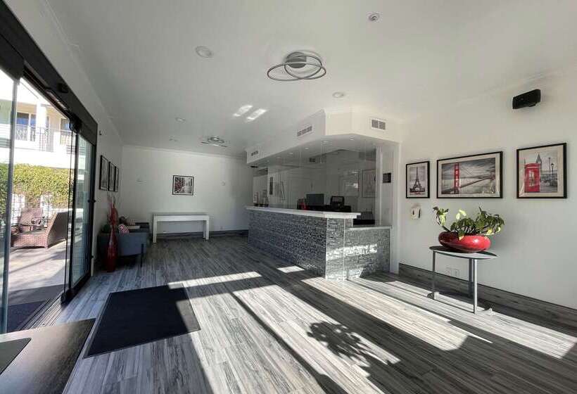 Aggie Inn, Ascend Hotel Collection