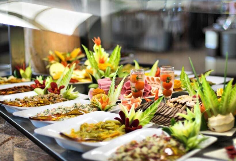 Batıhan Beach Resort & Spa