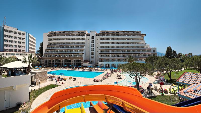 Batıhan Beach Resort & Spa