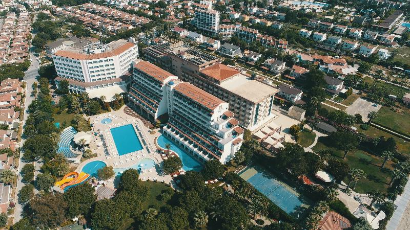 Batihan Beach Resort & Spa  24h All Inclusive