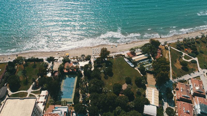 Batıhan Beach Resort & Spa