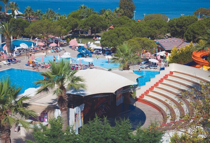 Batıhan Beach Resort & Spa