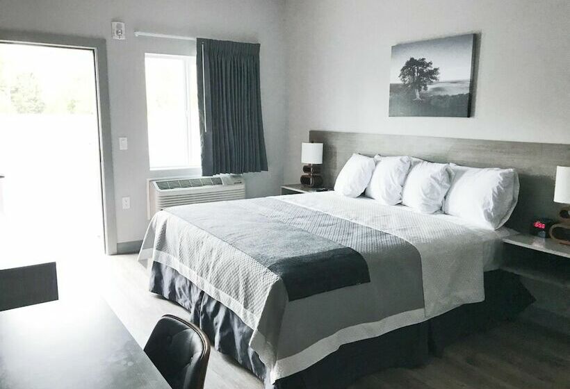 בית מלון כפרי Airport Inn