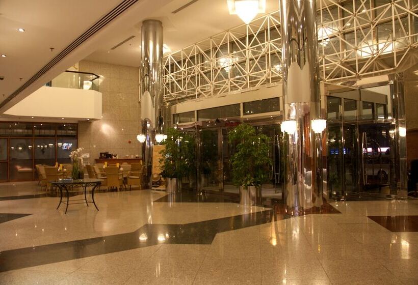 هتل Aravi Dubai
